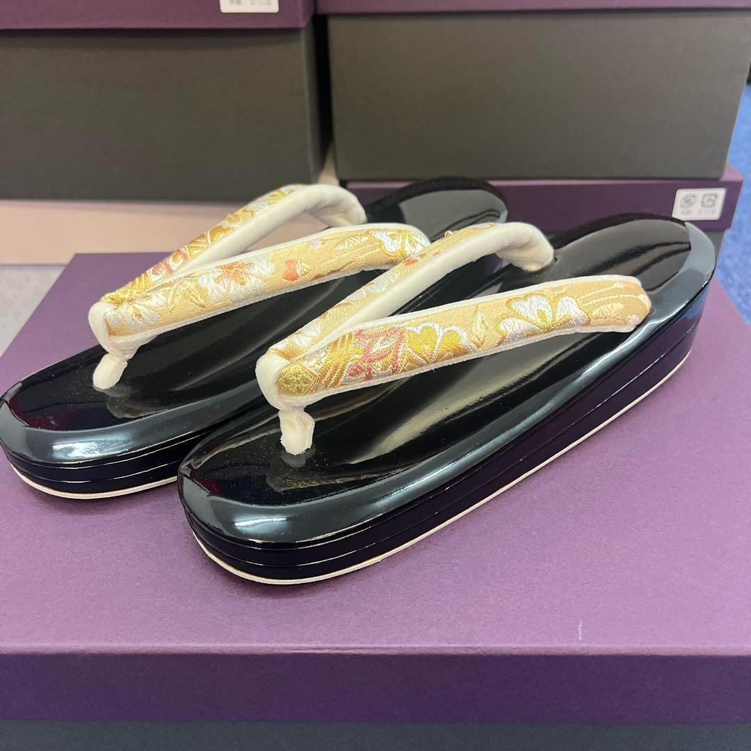 大特価　振袖用　草履バック　黒