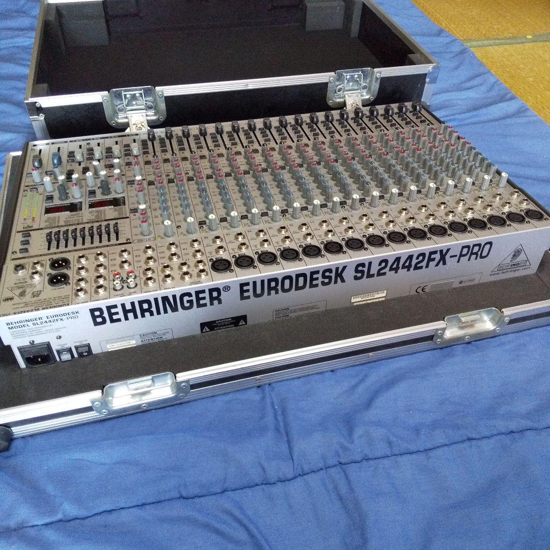 BEHRINGER ミキサー