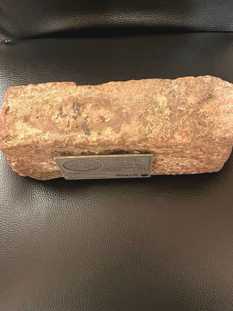 ビートルズ キャヴァーンクラブ LIVEハウス 解体レンガ5000分の1