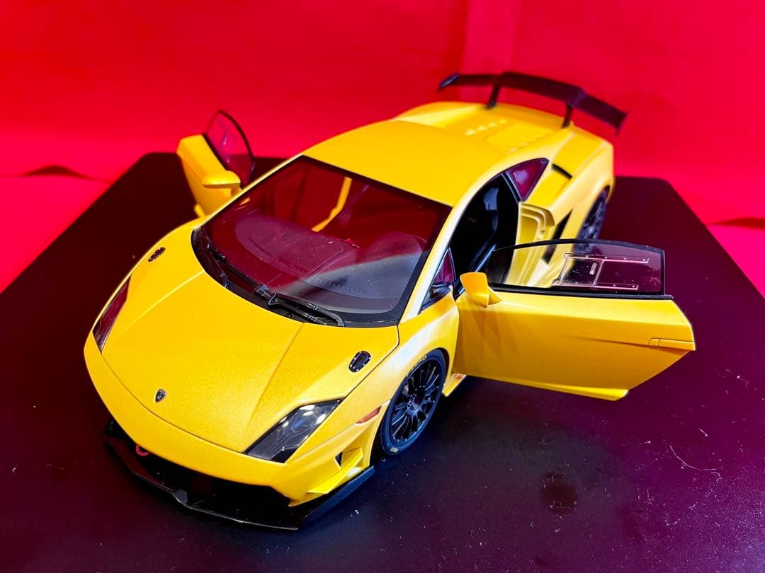 1/18 AUTOart ランボルギーニ ガヤルド LP560-4オートアート