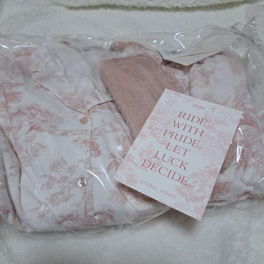 ひ*り様 SNIDEL  ルームウェアボックス