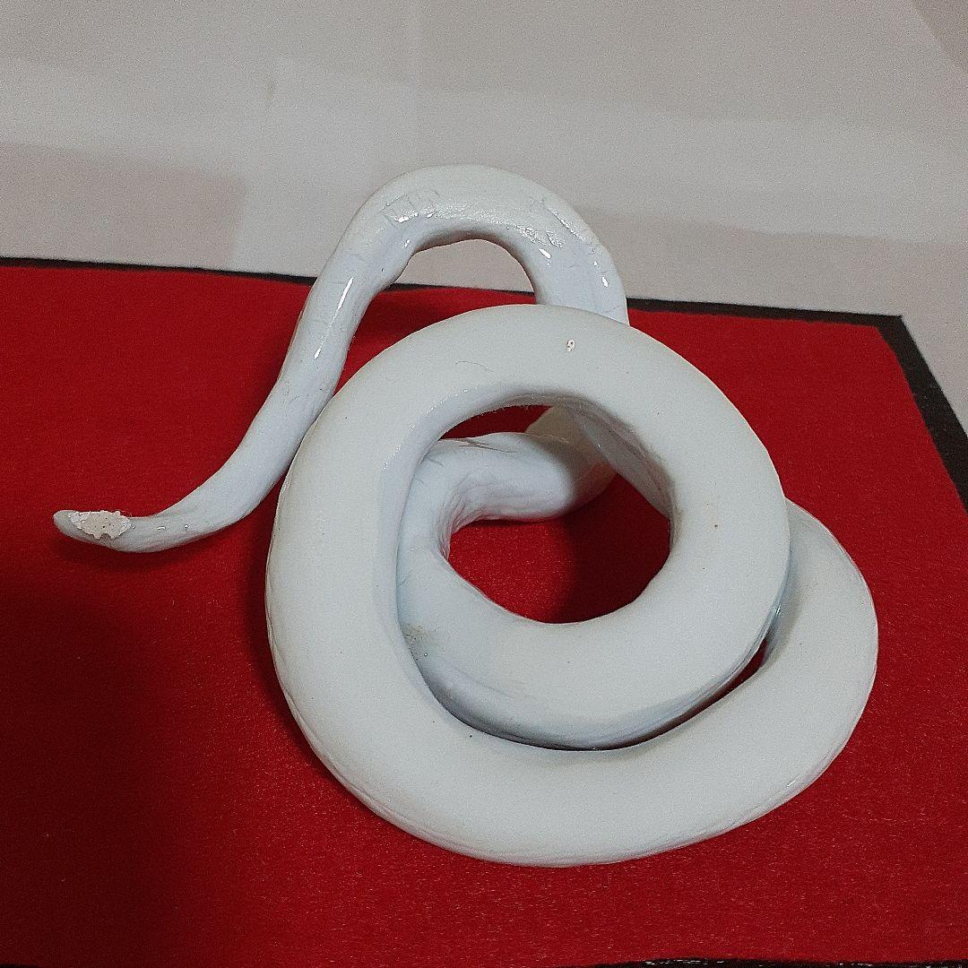 白蛇 財運 金運 白ヘビ 巳神