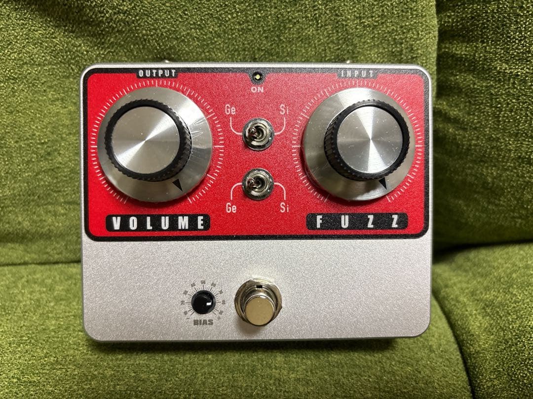 【ほぼ未使用品】KING TONE GUITAR VINTAGE FUZZ V2