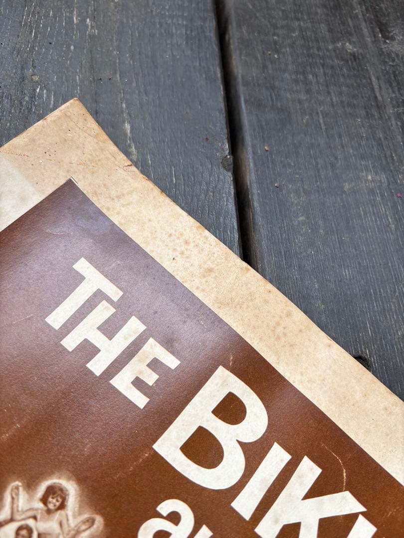 It's a Bikini World ビンテージポスター