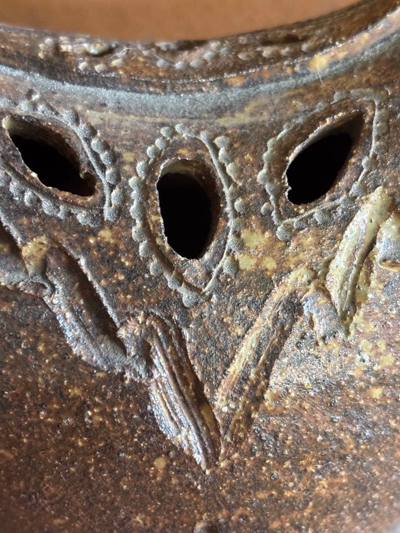 Y．A銘 藁灰釉彫文フクロウ形置物 検不苦労 - メルカリ