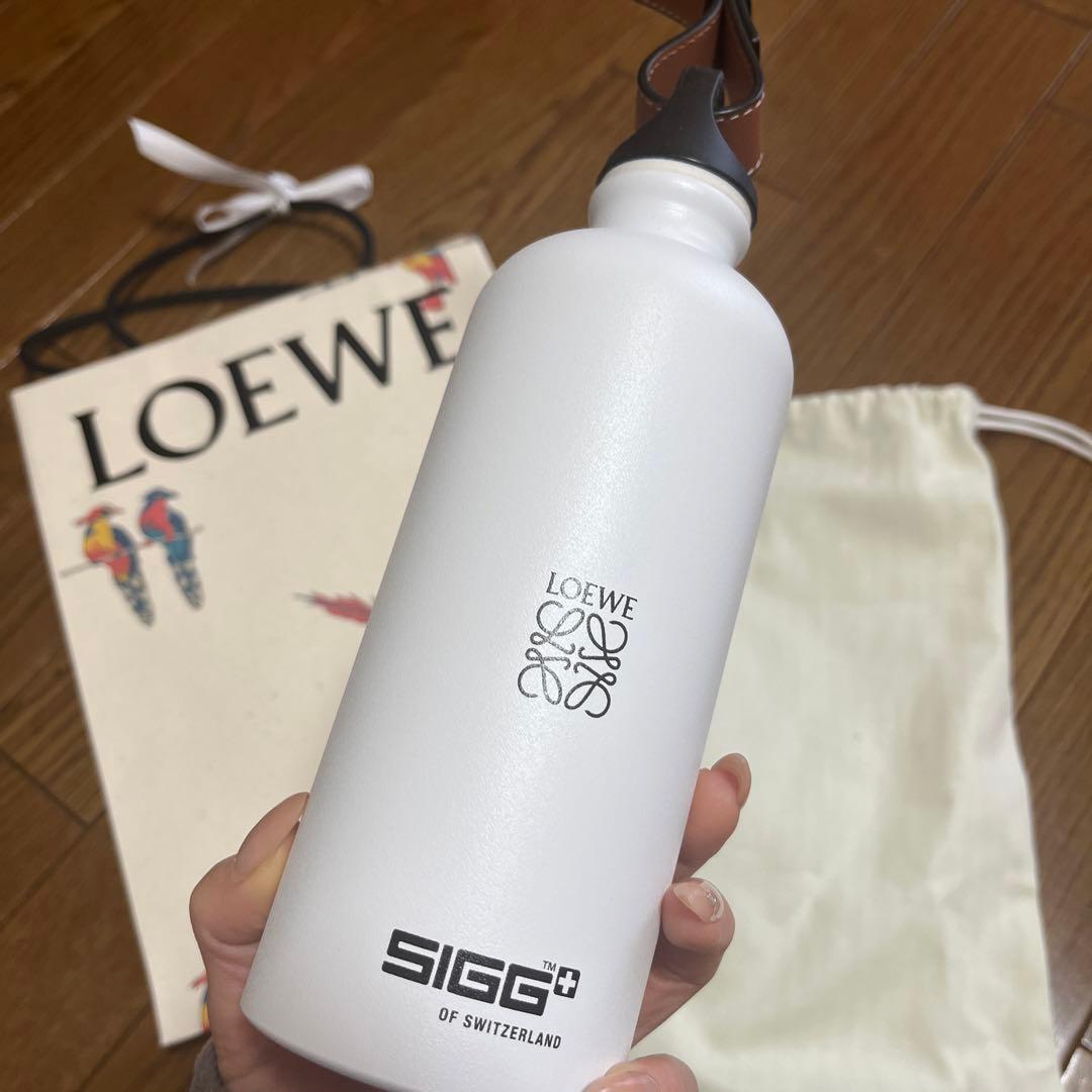 新品 ロエベ LOEWE ウォーターボトル 水筒 パウラズ イビザ SIGG