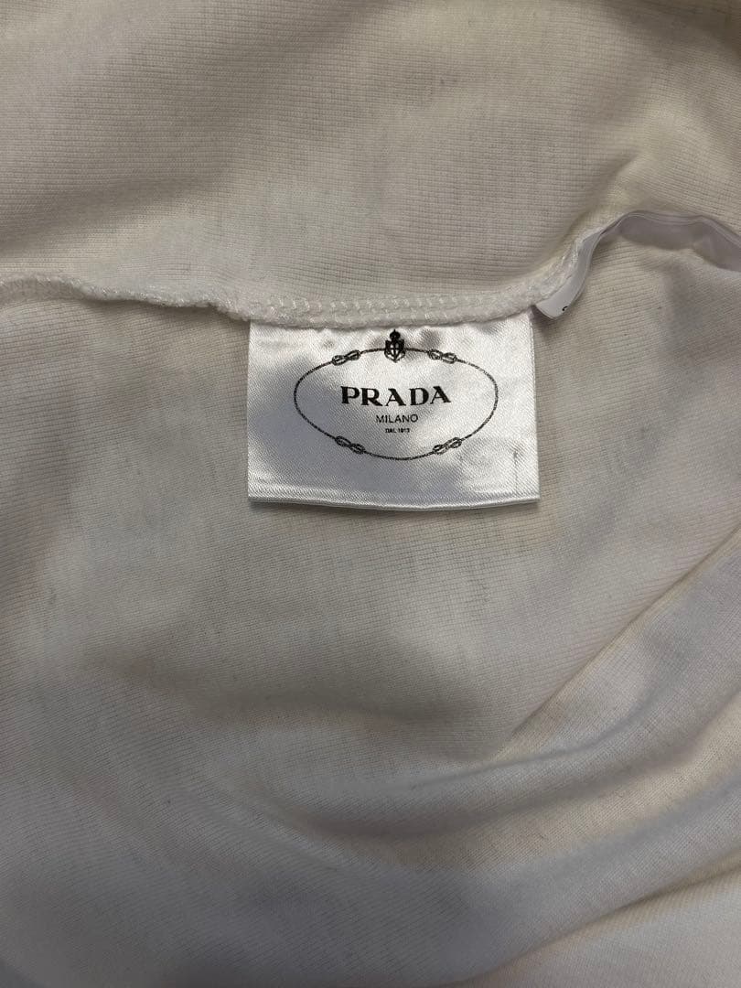 PRADA /ホワイトタンクトップ