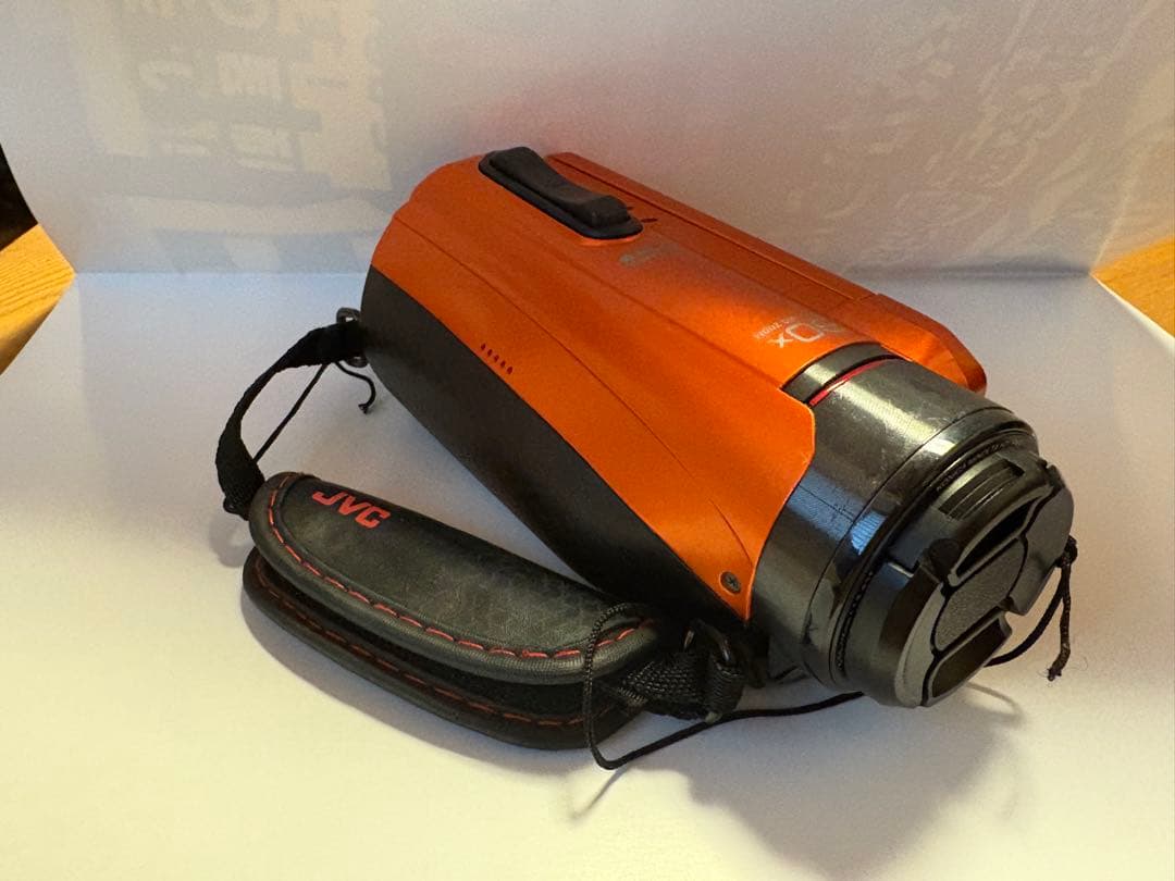 JVC ビデオカメラハイビジョンメモリームービーE verio R 防水HDMI JVC ビデオカメラハイビジョンメモリームービーE verio R 防水HDMI