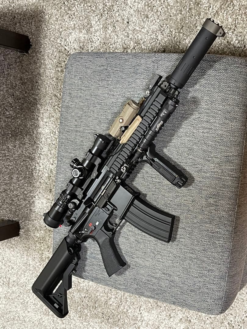 超美品】 東京マルイ DEVGRUカスタム HK416D 実物surefire