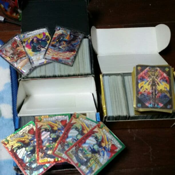 デュエマのデッキ、カード