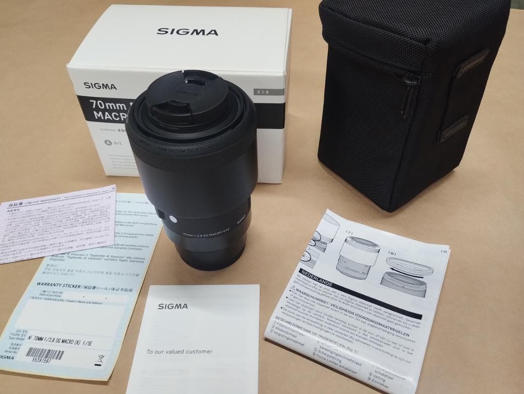 SIGMA 70mm F2.8 DG MACRO レンズ《SONY eマウント》