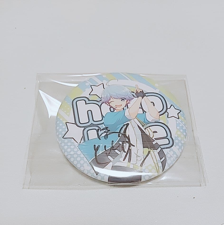 いれいす ほとけ 直筆サイン入り 缶バッジ - メルカリ