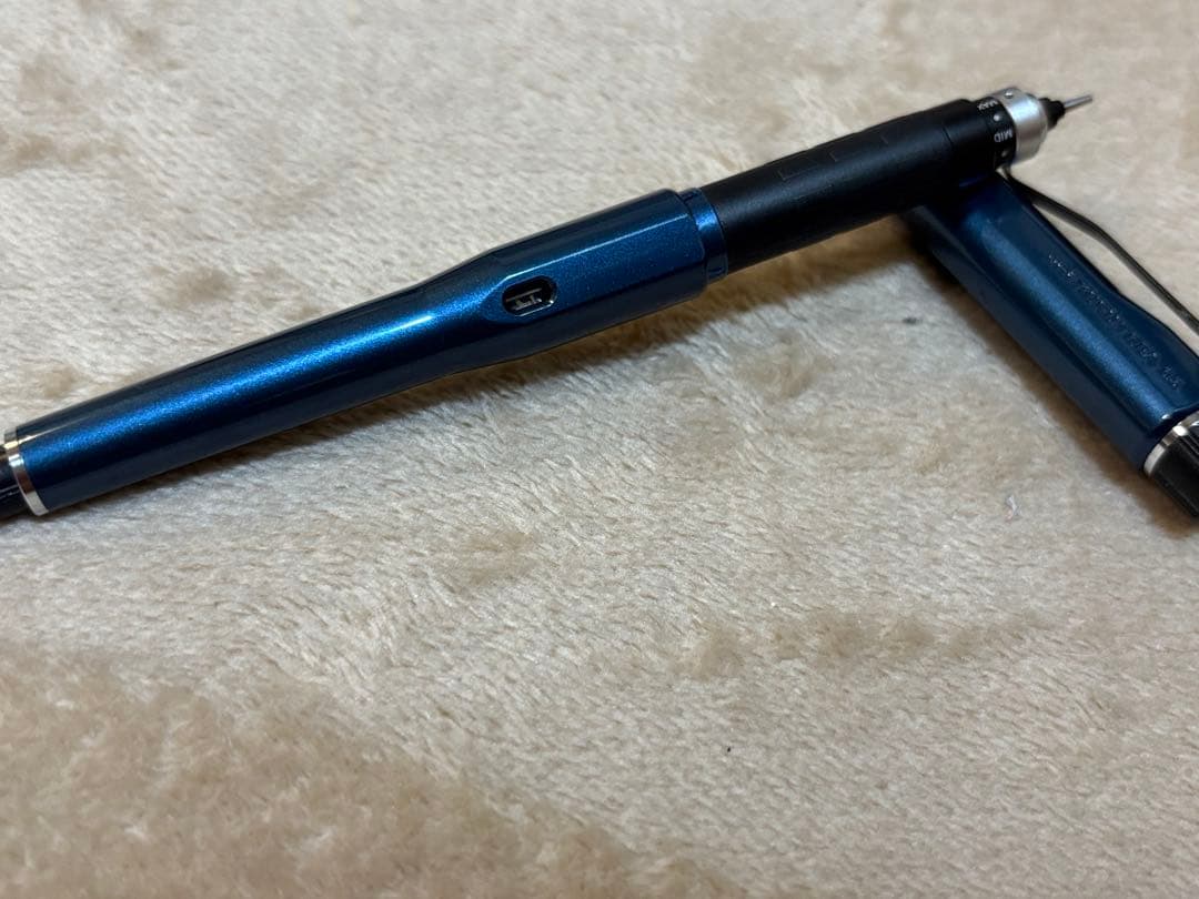 クルトガダイブ グランブルー 限定色 未使用に近い