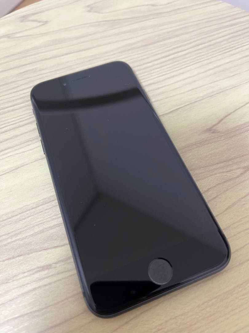 iPhone 8 スペースグレイ 64 GB SIMフリー L108147533