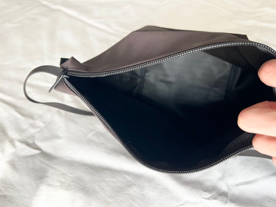 エルベシャプリエ ビッグポシェット　ブラウン