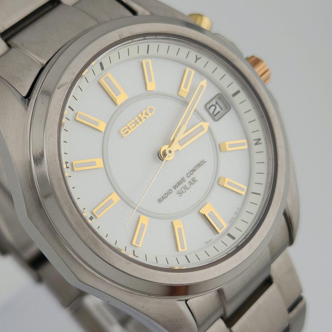 極美品SEIKO セイコー　腕時計　7B22-B0H0 電波ソーラー　チタニウム