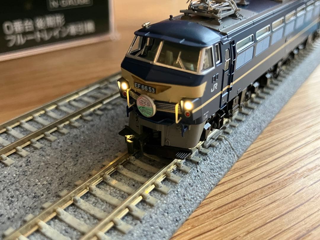 KATO 24系/14系寝台特急「さくら・はやぶさ/富士」+牽引車（EF66）