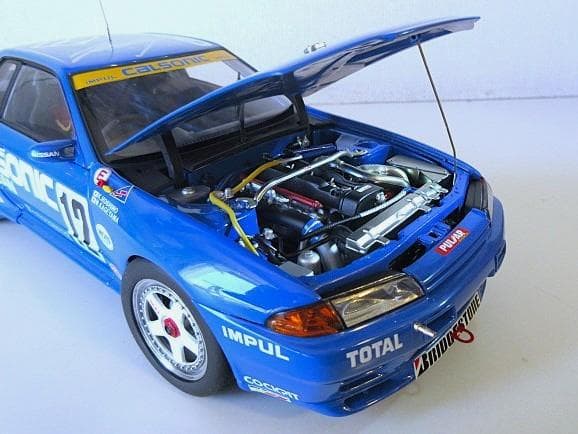 特価 AUTOart 1/18 日産 スカイライン GT-R 星野一義サイン入り - メルカリ