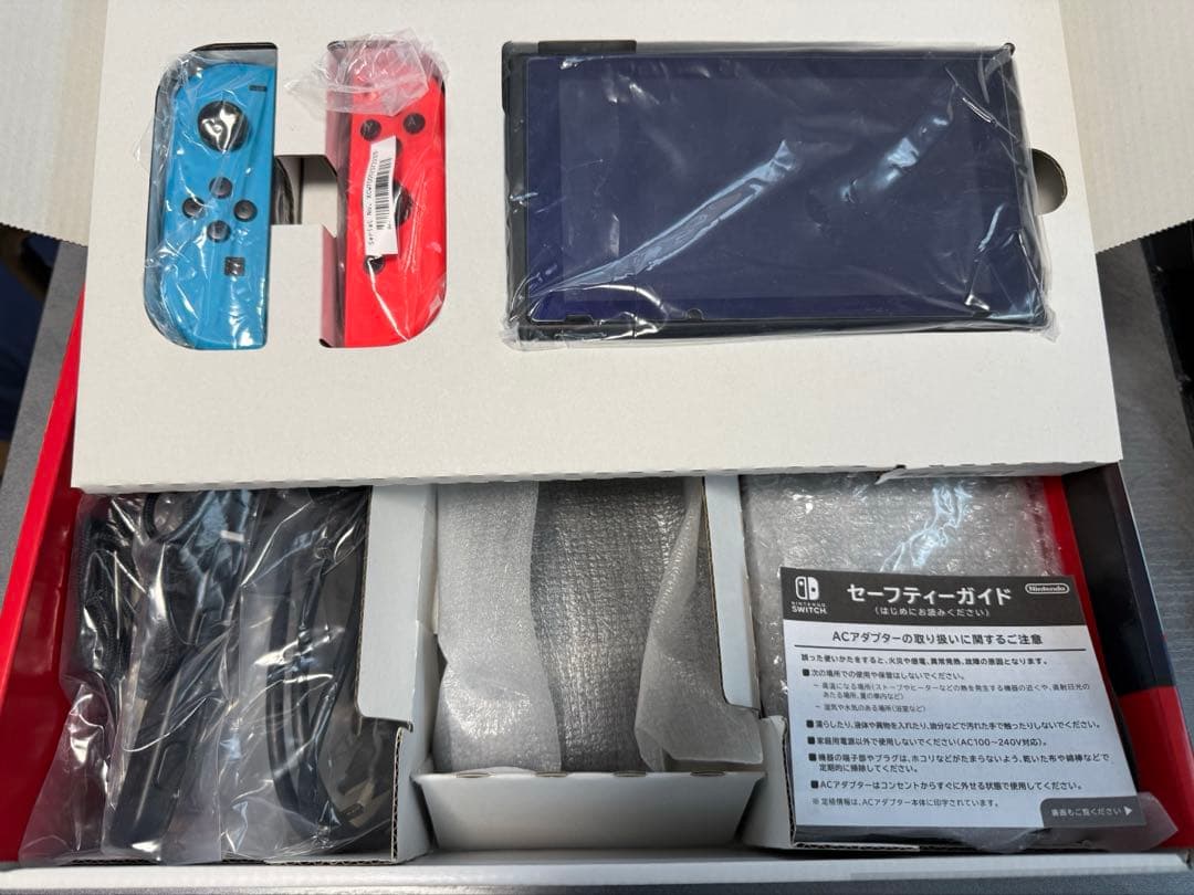 Nintendo Switch 本体 + マリオカート8