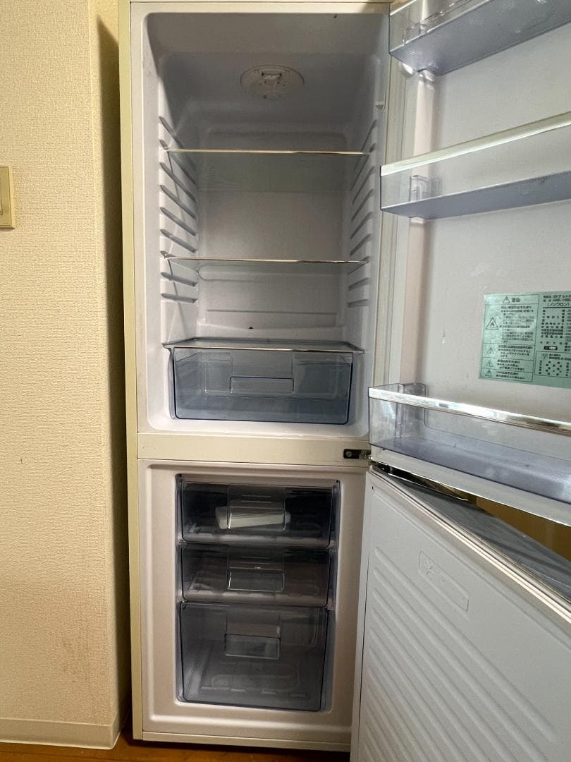 Grand Line ホワイト冷蔵庫 レトロスタイル 2ドア 2020年製