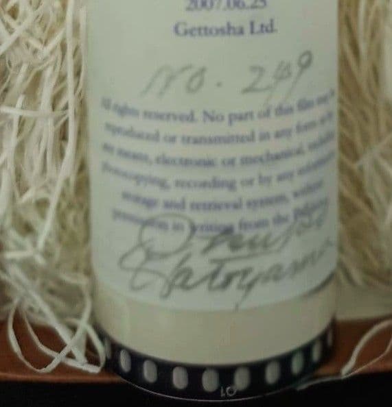 鳩山郁子 豆本と、サイン入りCAMERA Daysのフィル厶、（上箱無し