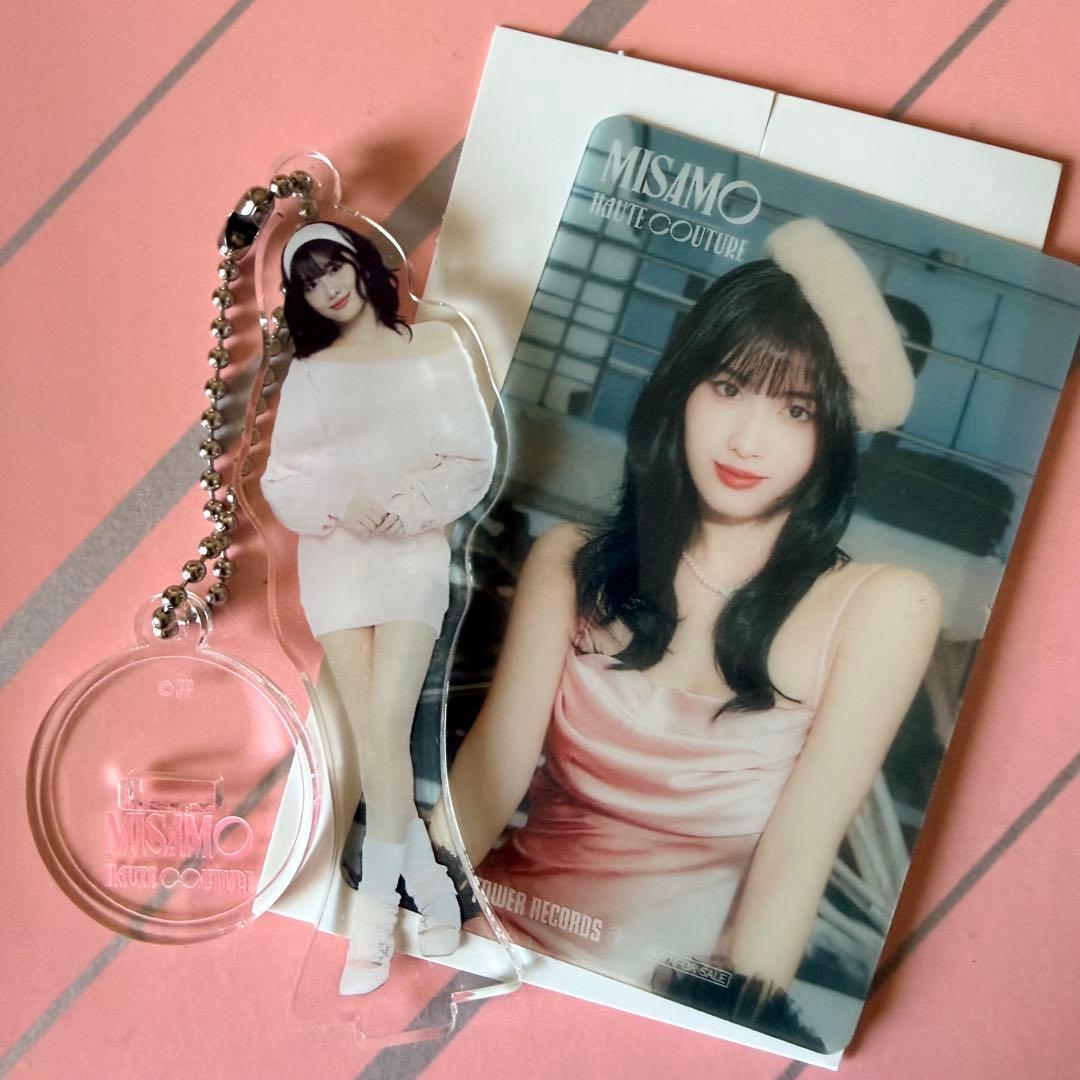 TWICE モモ ラントレ アクスタ まとめ売り - メルカリ