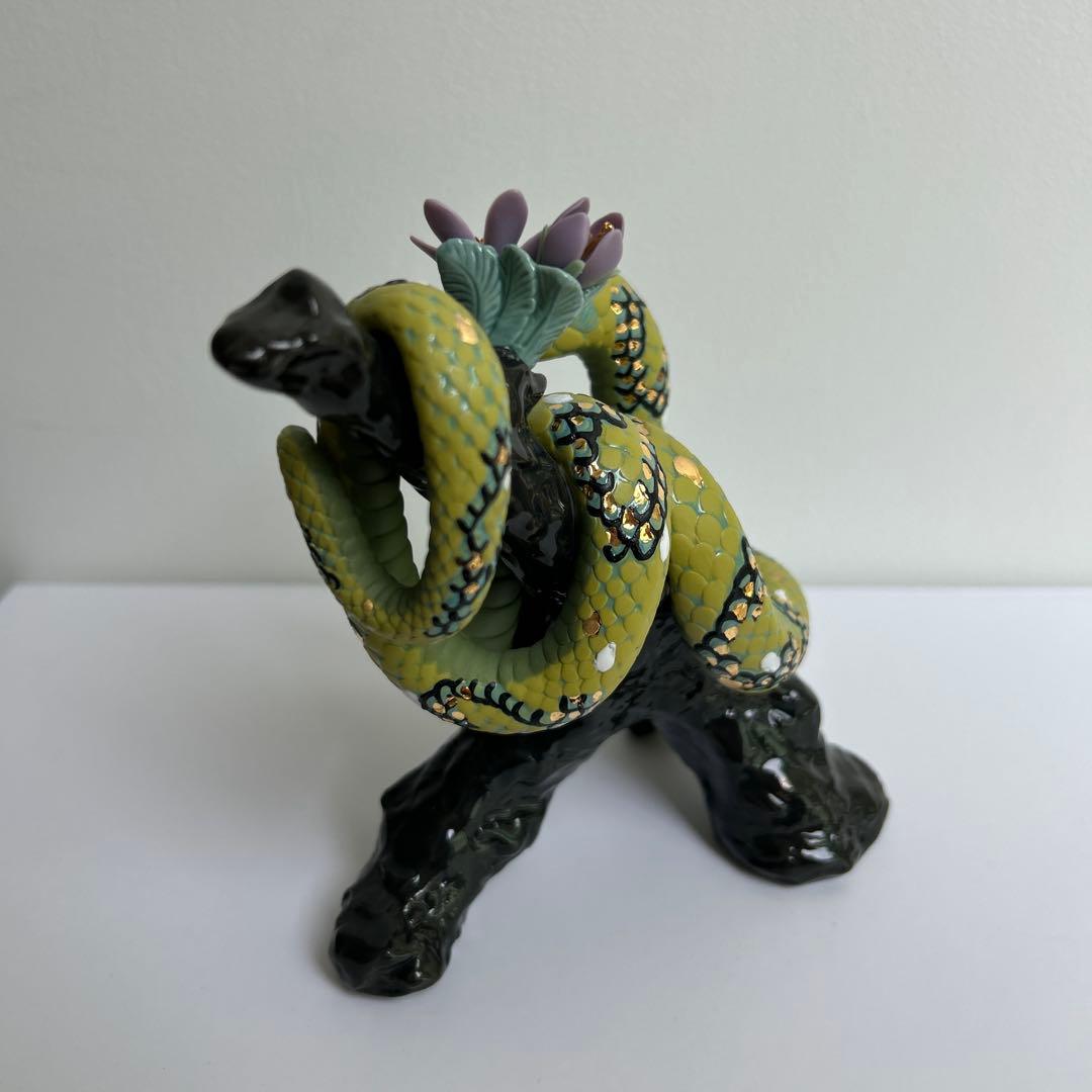 リヤドロ 十二支 へび