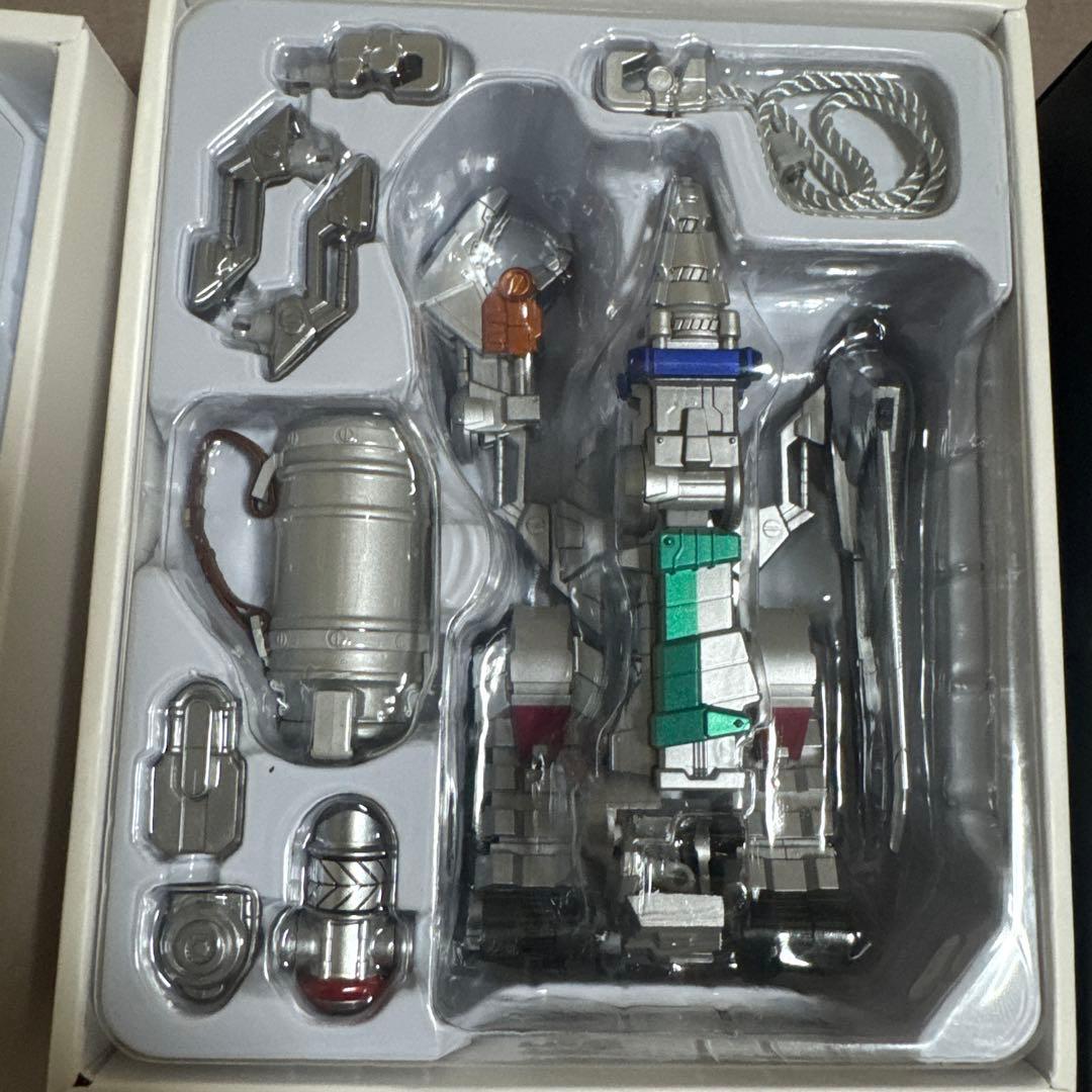 S.H.Figuarts 真骨頂 仮面ライダーバース　CLAWs•サソリ　セット