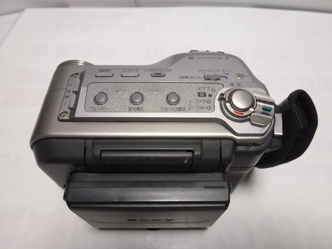 希少　動作品　Mini DV　ソニーデジタルビデオカメラ　 DCR-SC100