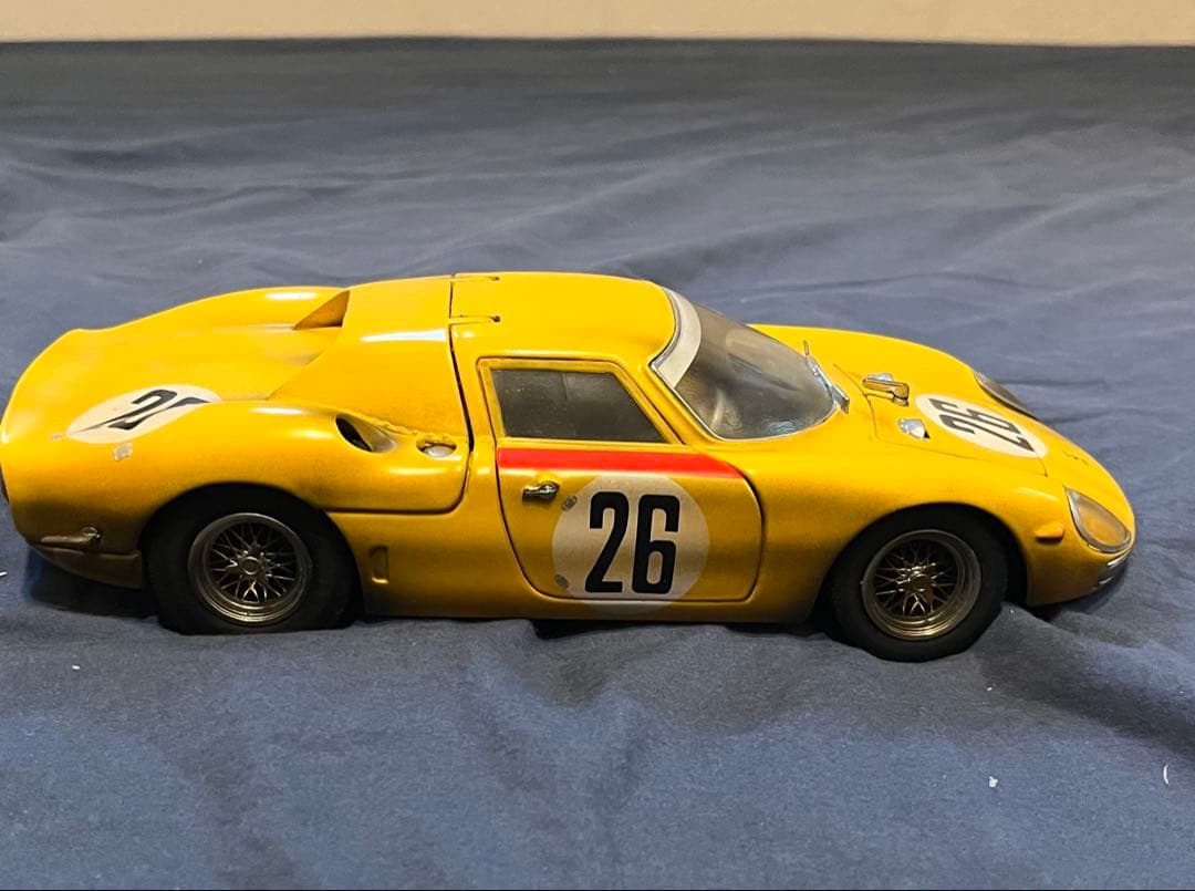 フェラーリ 1965 Ferrari 250 LM 1/18