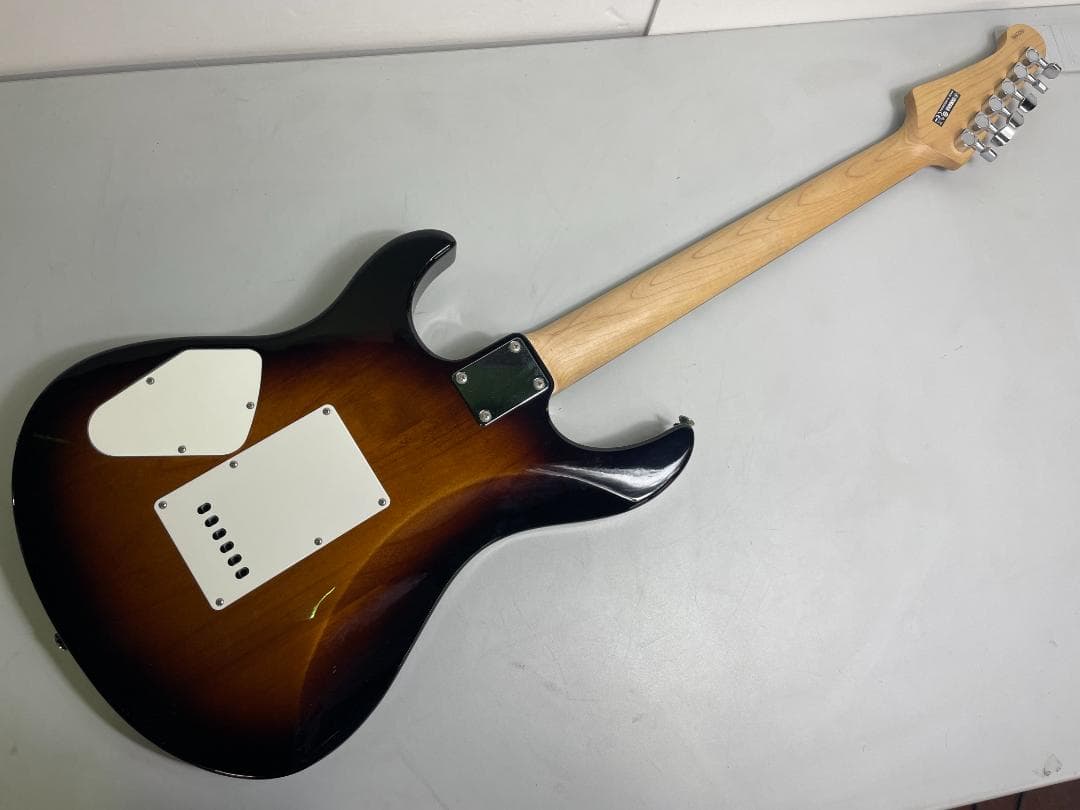 【中古】YAMAHA ヤマハ エレキギター PACIFICA PAC212VFM