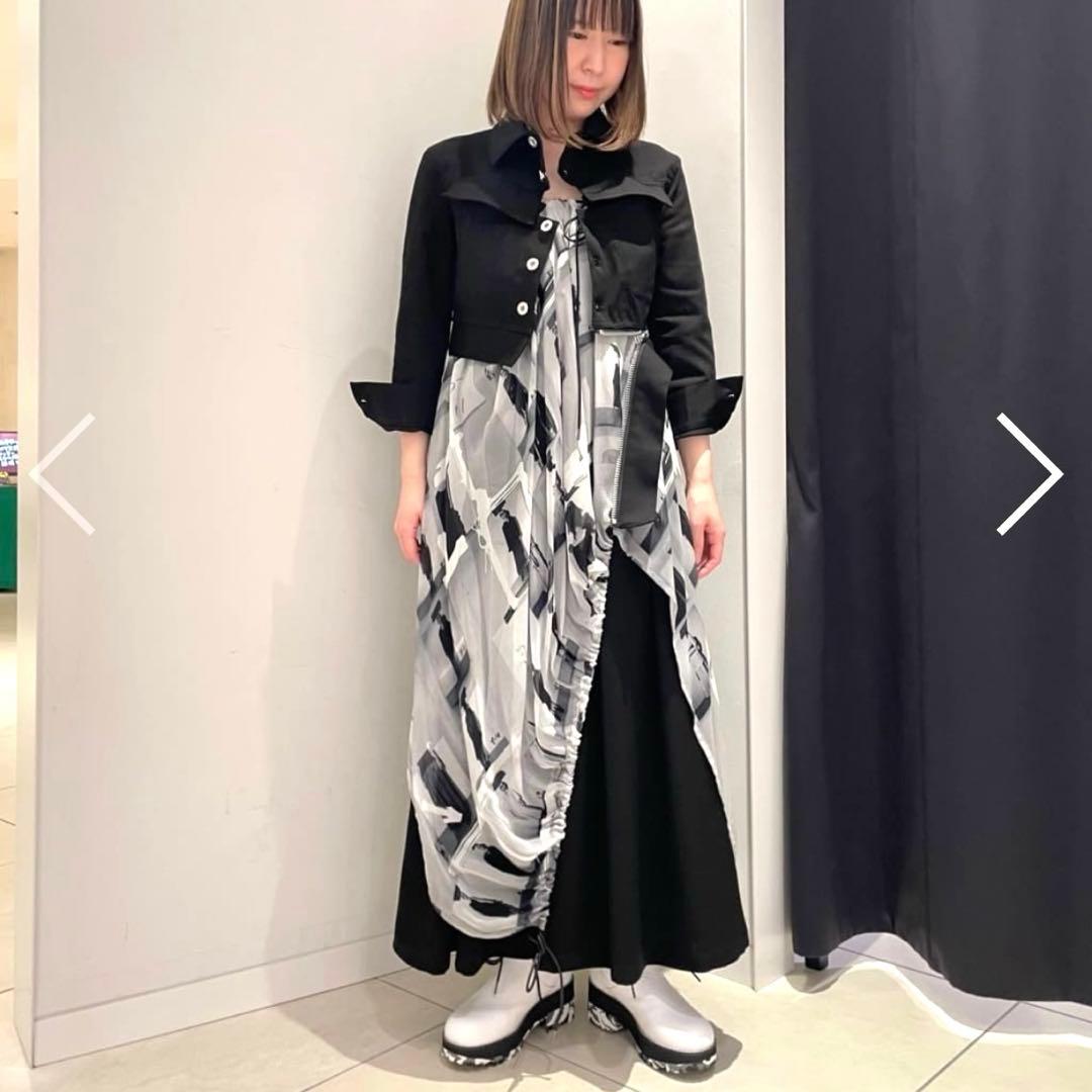 リミフウ　写真プリント　グレー ブラック スカート