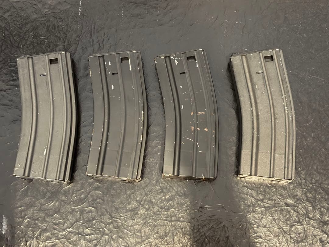 東京マルイM4、カスタム マガジンおつけします！