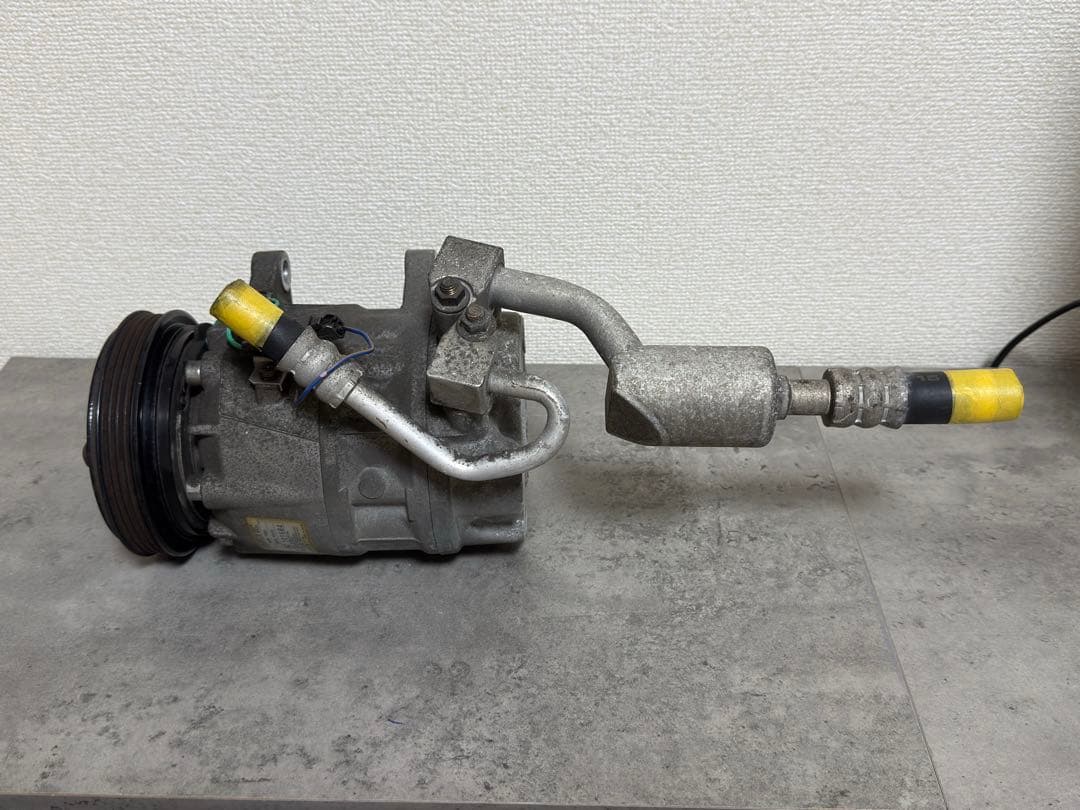 C34 ローレル エアコンコンプレッサー RB20E 92600-70T16 - メルカリ