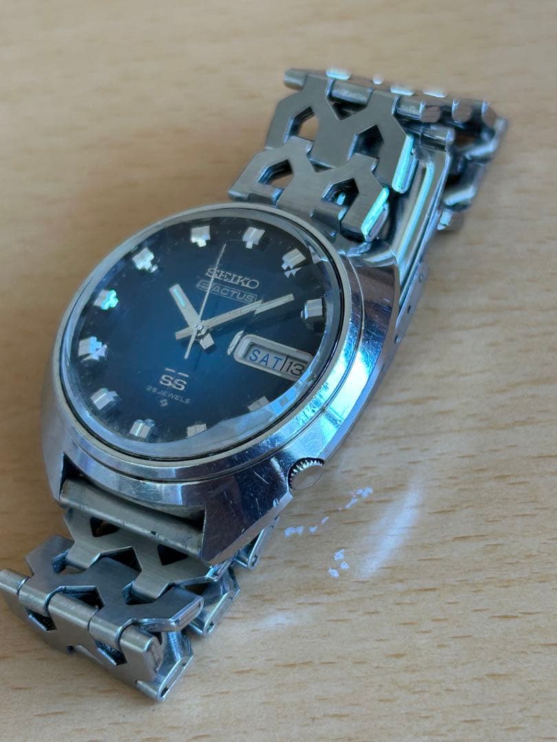SEIKO 5アクタスSS. 自動巻き　ブルー　カットガラス