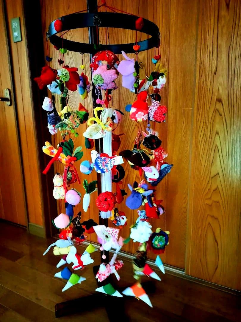 ちりめん細工　つるし飾り