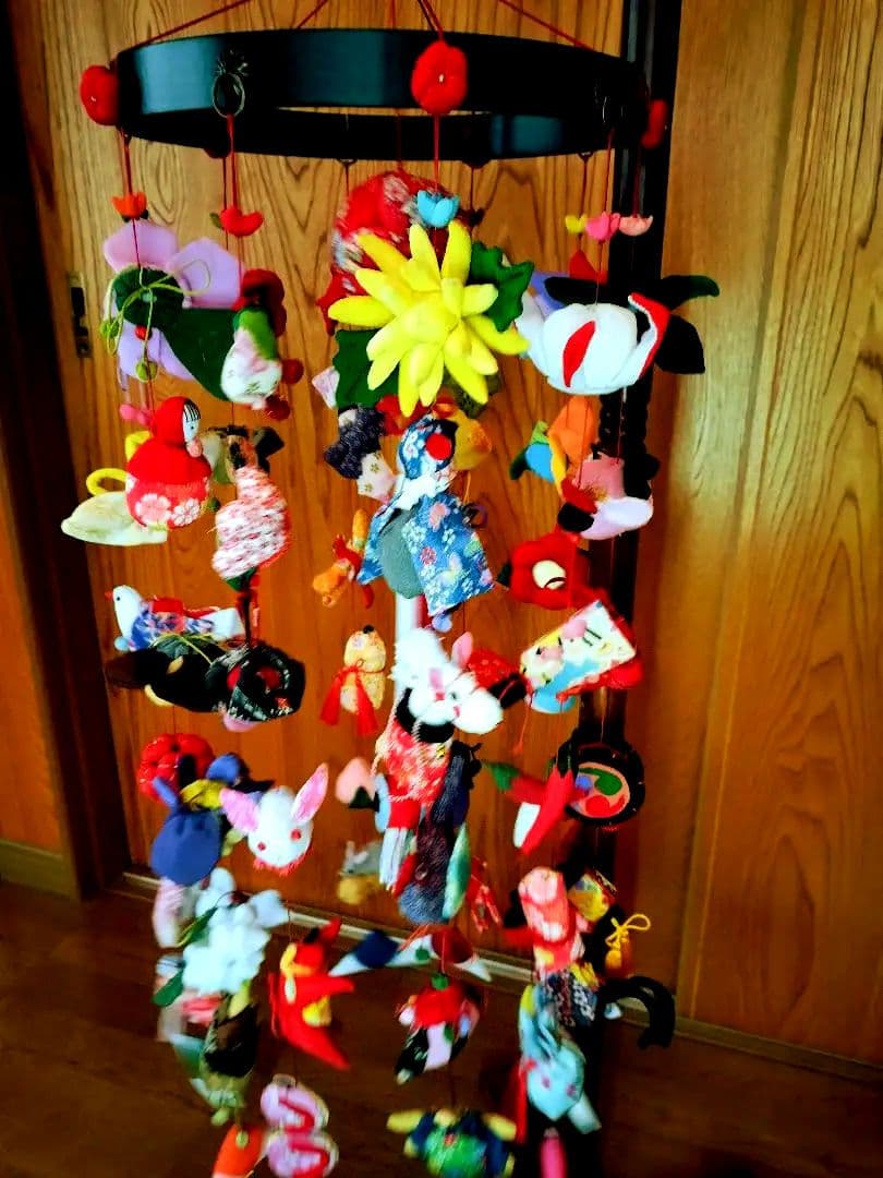 ちりめん細工　つるし飾り