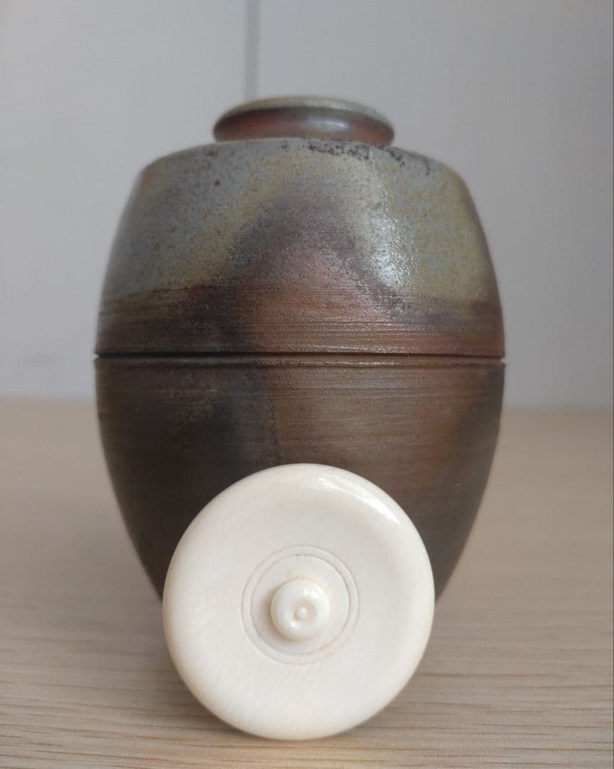 窯元六姓の木村家】木村陶峰 窯変の美 肩衝茶入 牙蓋 大海茶入 - メルカリ