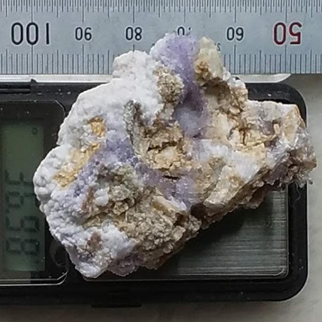 36.98g　クリード石　パープルクリーダイト　鉱物標本　クリーダイト