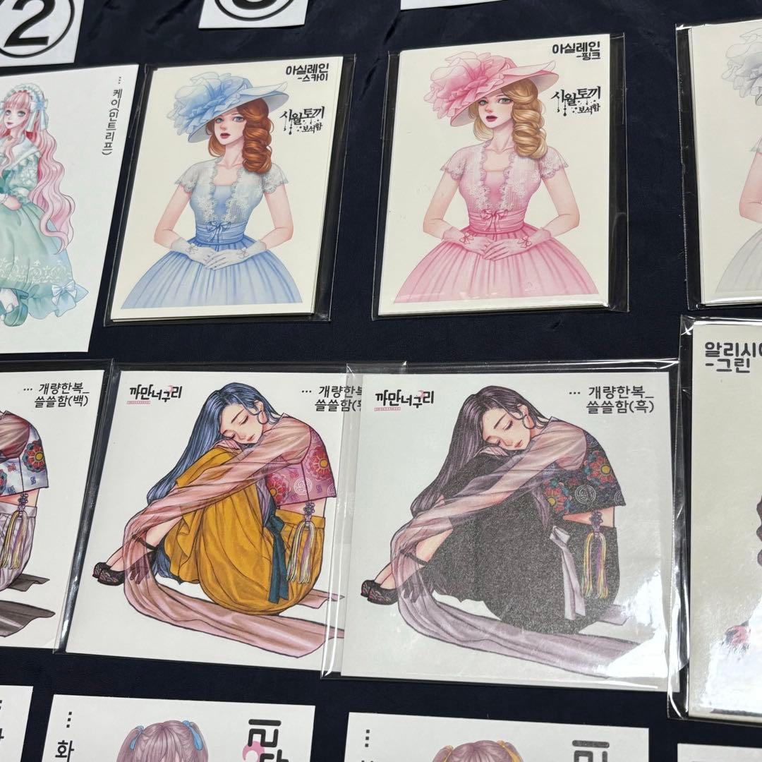 バラ売り可☆【BU51海外ステッカー】黒いたぬき様、他。 女の子 人物