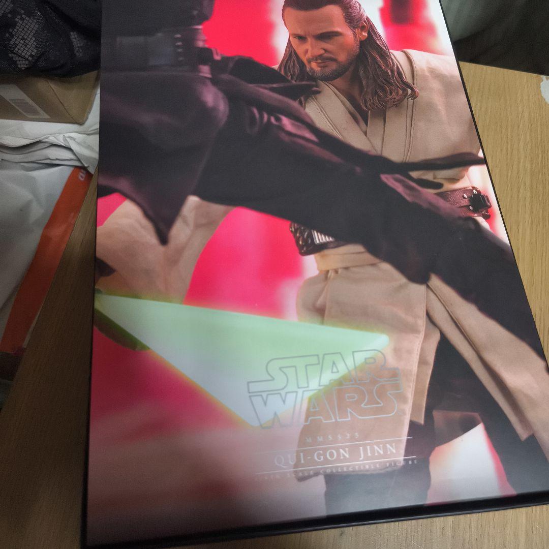 ホットトイズ　ムービーマスターピース　クワイガンジン