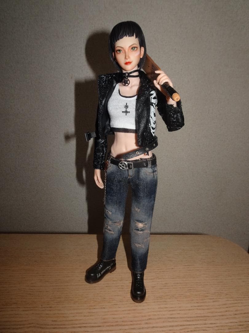 ハンニ 女性 1/6スケール ハンニバルマスクタイプ ホットトイズ