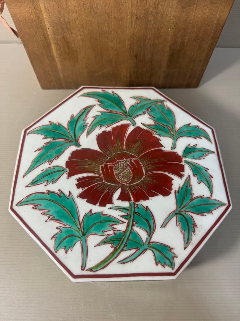 2416 九谷泉焼 加全作 色絵牡丹文 飾筥 蓋物 時代物 - メルカリ