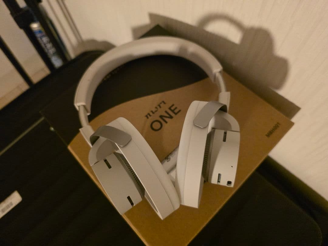 nwm ONE ワイヤレスヘッドホン nwm ONE MBH001 ワイヤレス ヘッドホン