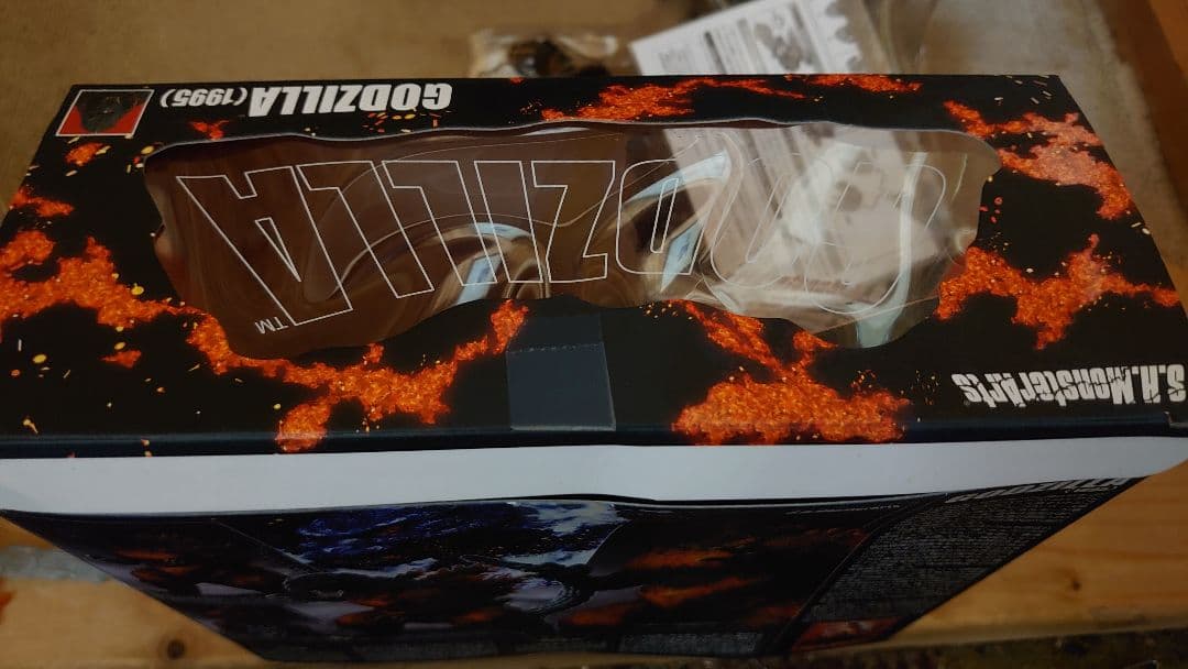 S.H.MonsterArts1995ゴジラ初回限定版の通販はau PAY マーケット