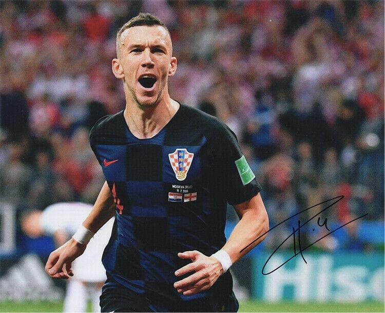 直筆サイン入り写真 イヴァン・ペリシッチ FCバイエルン・ミュンヘン