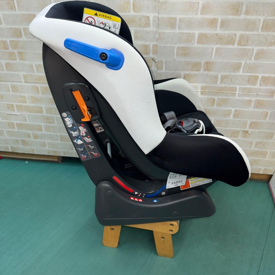 コンビ チャイルドシート ウィゴー 新生児から 日本製 Combi