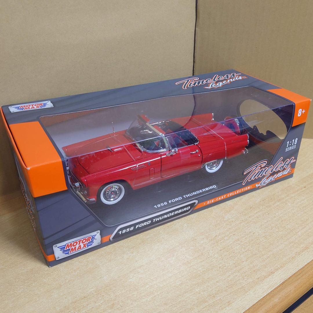 1/18 フォード サンダーバード オープンクーペ レッド 1956 Ford