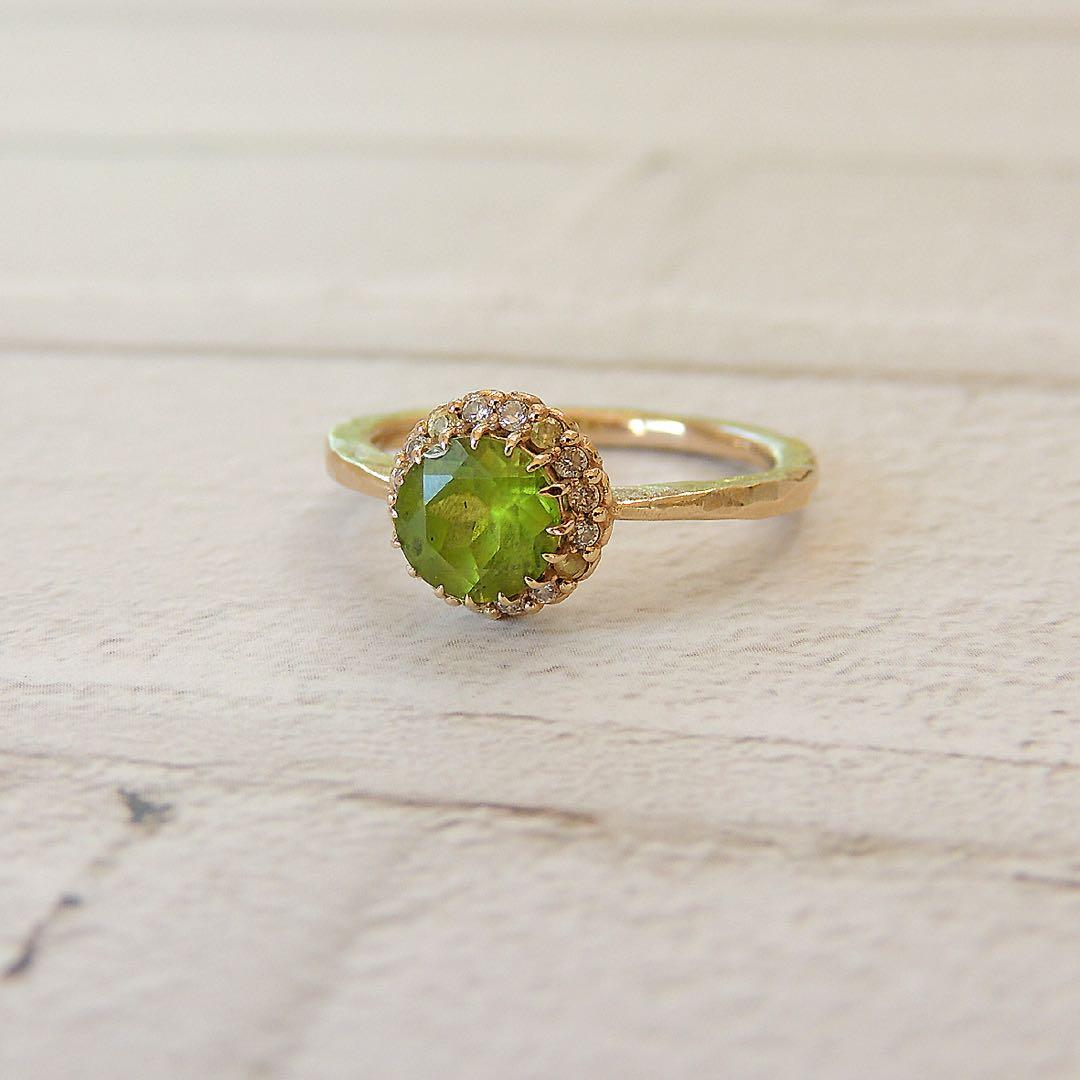 パーセルジュエリー ペリドット ポンポネアンスールリング 11号