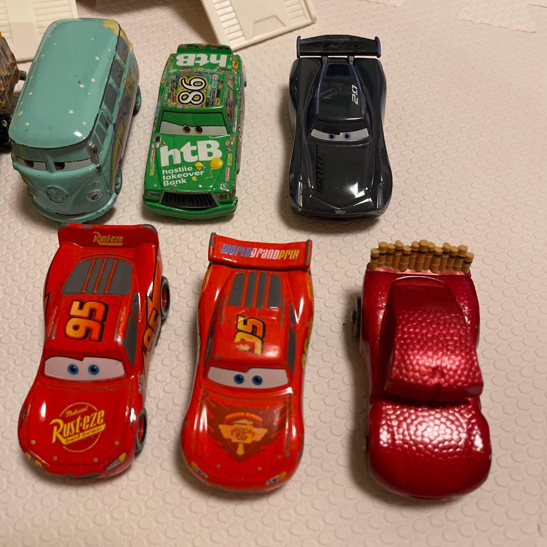 カーズトミカ(17+1台 トレーラー2台)まとめ売り　トルネードシューター付き